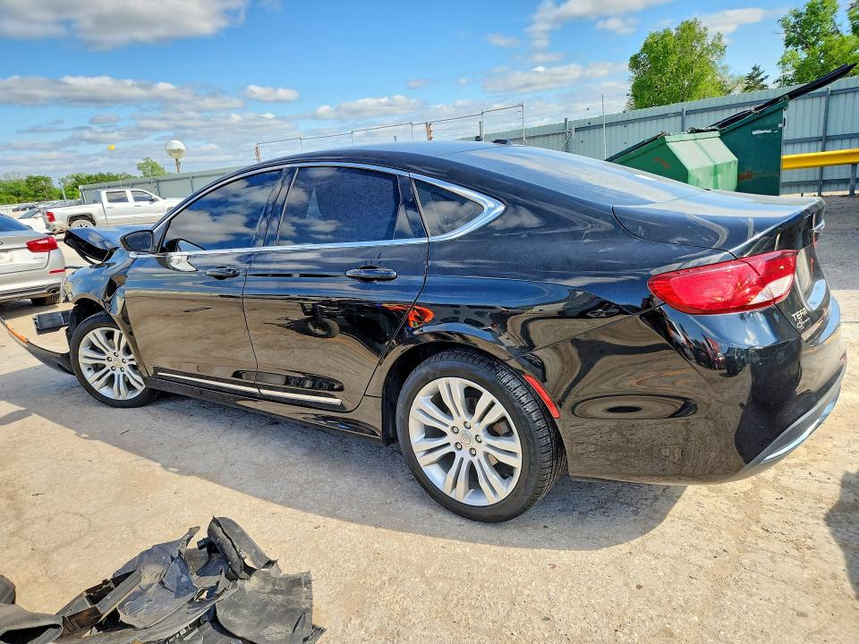 Photo 2 from auction – 2015 CHRYSLER 200 with VIN 1C3CCCAB9FN536774
