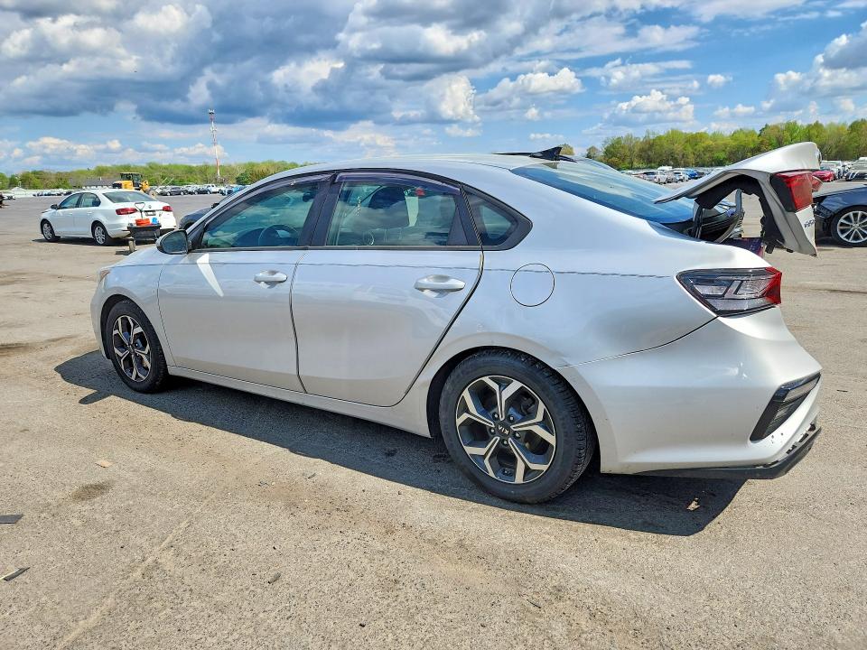 Photo 2 from auction – 2020 KIA FORTE with VIN 3KPF24AD5LE161985