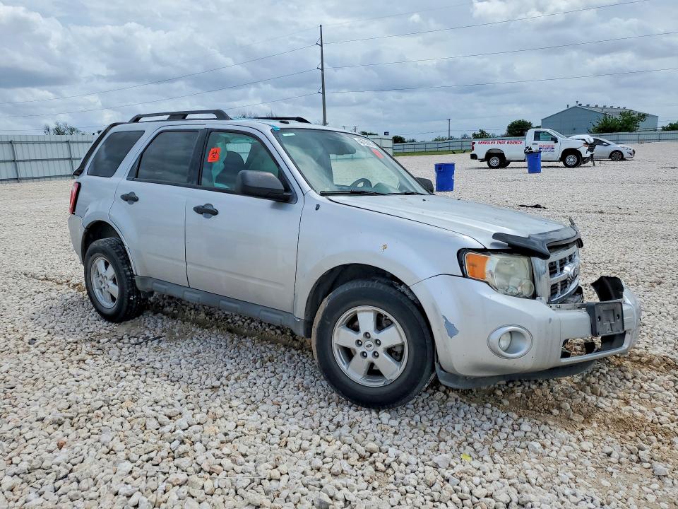 Photo 4 from auction – 2012 FORD ESCAPE with VIN 1FMCU0D72CKA35958