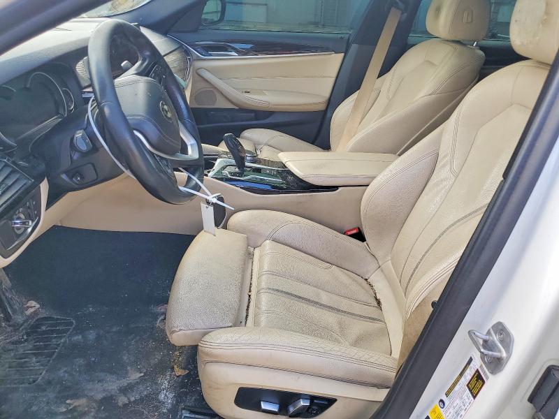 Photo 7 from auction – 2019 BMW 530 with VIN WBAJA7C50KWW17526