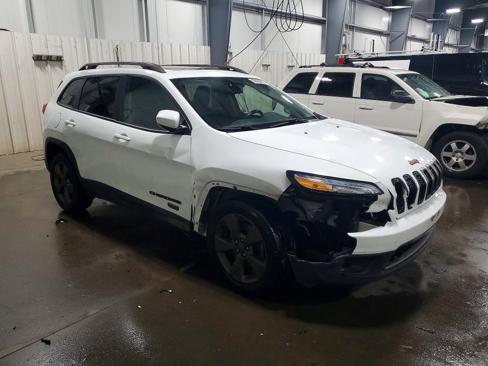 Photo 4 from auction – 2016 JEEP CHEROKEE with VIN 1C4PJLCB3GW369100