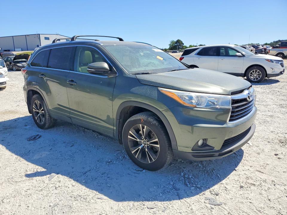 Photo 4 from auction – 2016 TOYOTA HIGHLANDER with VIN 5TDJKRFH7GS256983