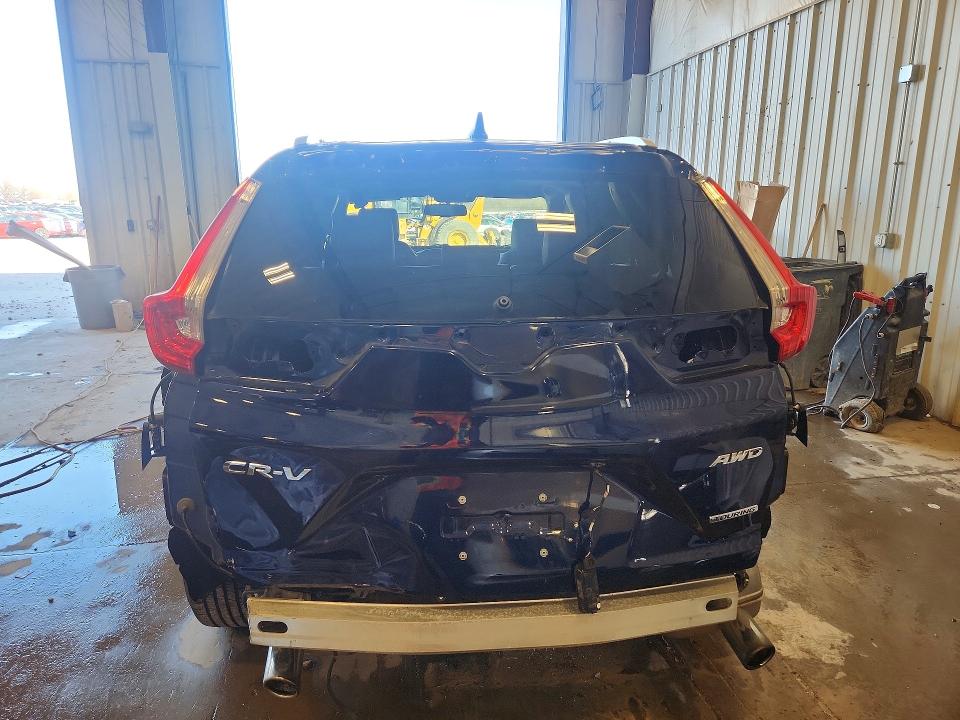 Photo 6 from auction – 2019 HONDA CR-V with VIN 7FARW2H99KE013911