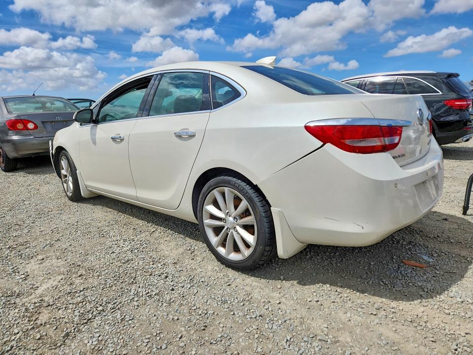 Photo 2 from auction – 2016 BUICK VERANO with VIN 1G4PS5SK7G4154174
