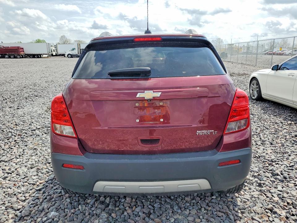 Photo 6 from auction – 2016 CHEVROLET TRAX with VIN 3GNCJLSB2GL245123