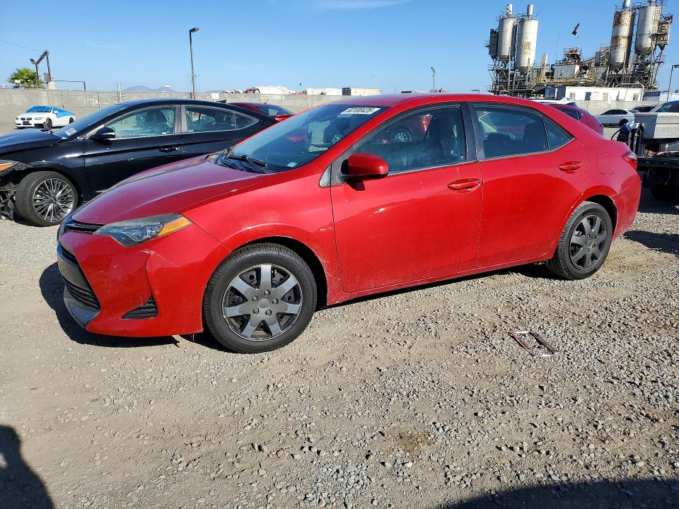 صورة رقم 1 من المزاد - 2018 TOYOTA COROLLA مع VIN 2T1BURHE3JC983992