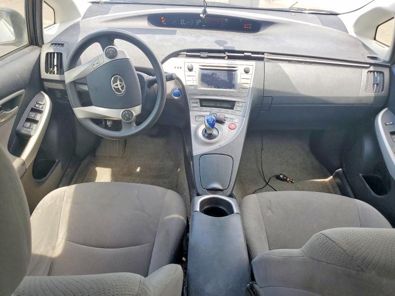 Photo 8 from auction – 2012 TOYOTA PRIUS with VIN JTDKN3DU2C0336052