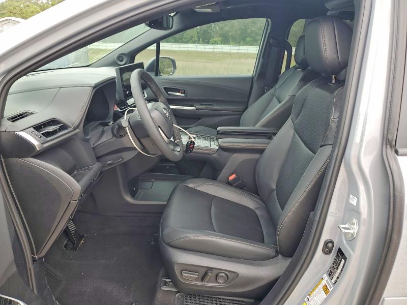 Photo 7 from auction – 2026 TOYOTA SIENNA with VIN 5TDCSKFC0TS229042