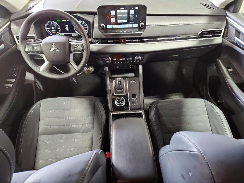 Photo 8 from auction – 2025 MITSUBISHI OUTLANDER with VIN JA4T5VA90SZ042458