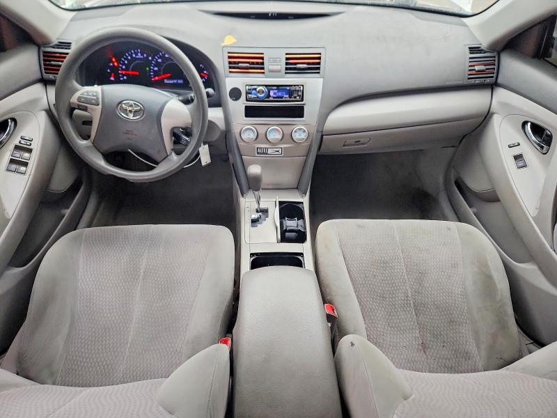 Zdjęcie 8 z aukcji – 2011 TOYOTA CAMRY z VIN 4T1BF3EK6BU643592
