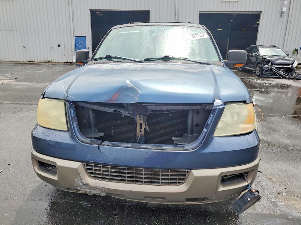 Photo 5 from auction – 2004 FORD EXPEDITION with VIN 1FMPU17L64LA90411