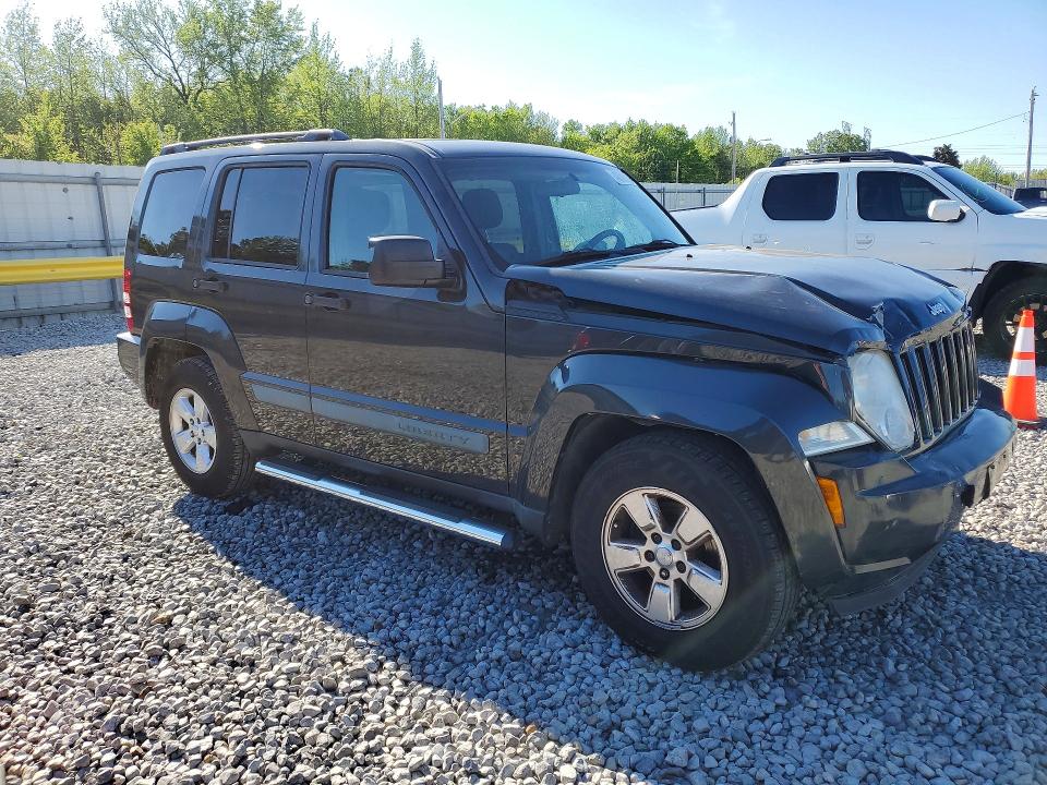 Photo 4 from auction – 2010 JEEP LIBERTY with VIN 1J4PP2GKXAW136738