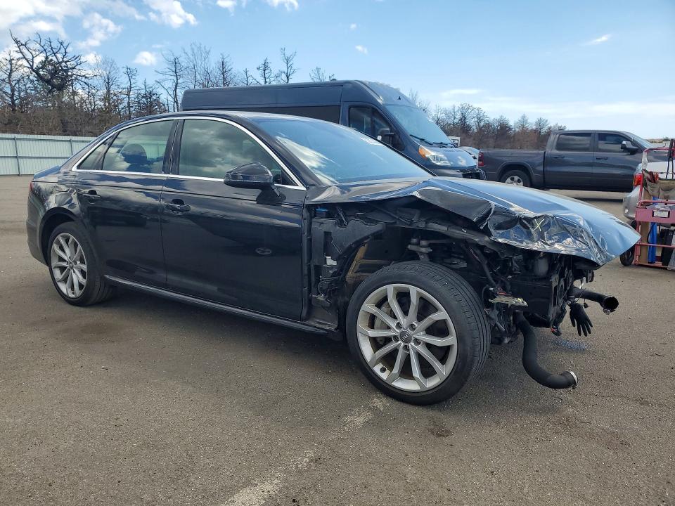 Photo 4 from auction – 2019 AUDI A4 with VIN WAUENAF4XKN005362