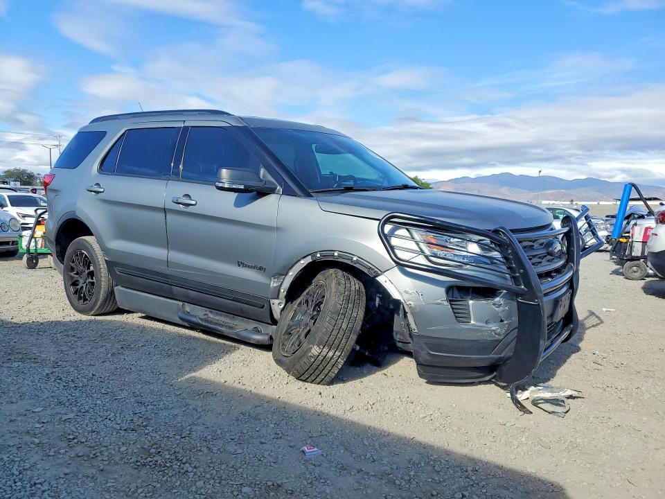Photo 4 from auction – 2019 FORD EXPLORER with VIN 1FM5K7D84KGA42945
