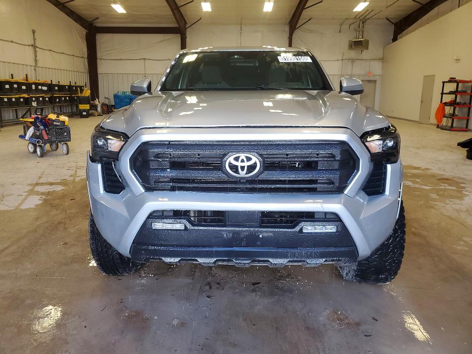 Photo 5 from auction – 2025 TOYOTA TACOMA with VIN 3TMLB5JN2SM119053