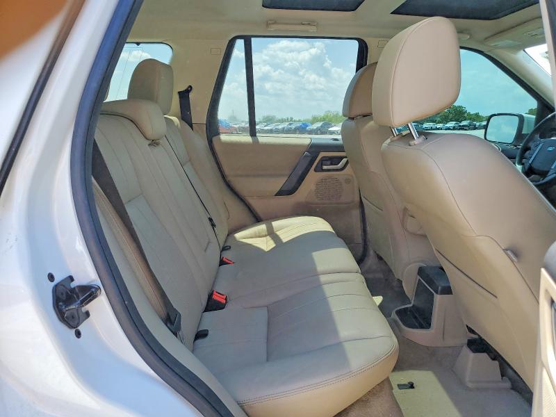 Photo 11 from auction – 2014 LAND ROVER LR2 with VIN SALFR2BG8EH411055