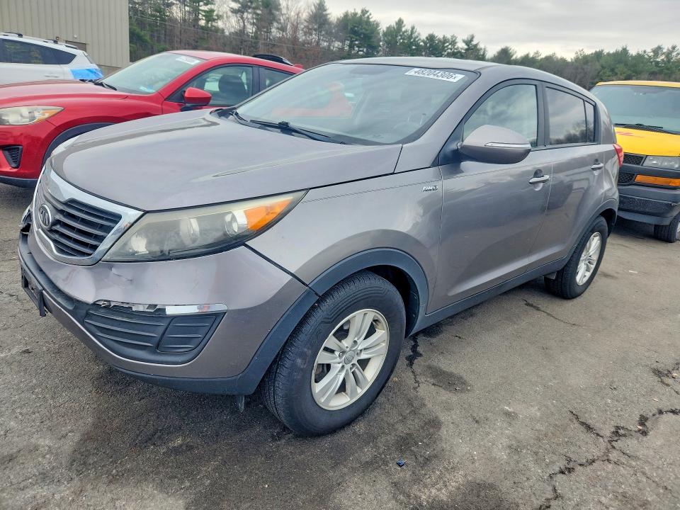 KIA SPORTAGE 2011 with VIN KNDPBCA21B7074922 - Photo from auction
