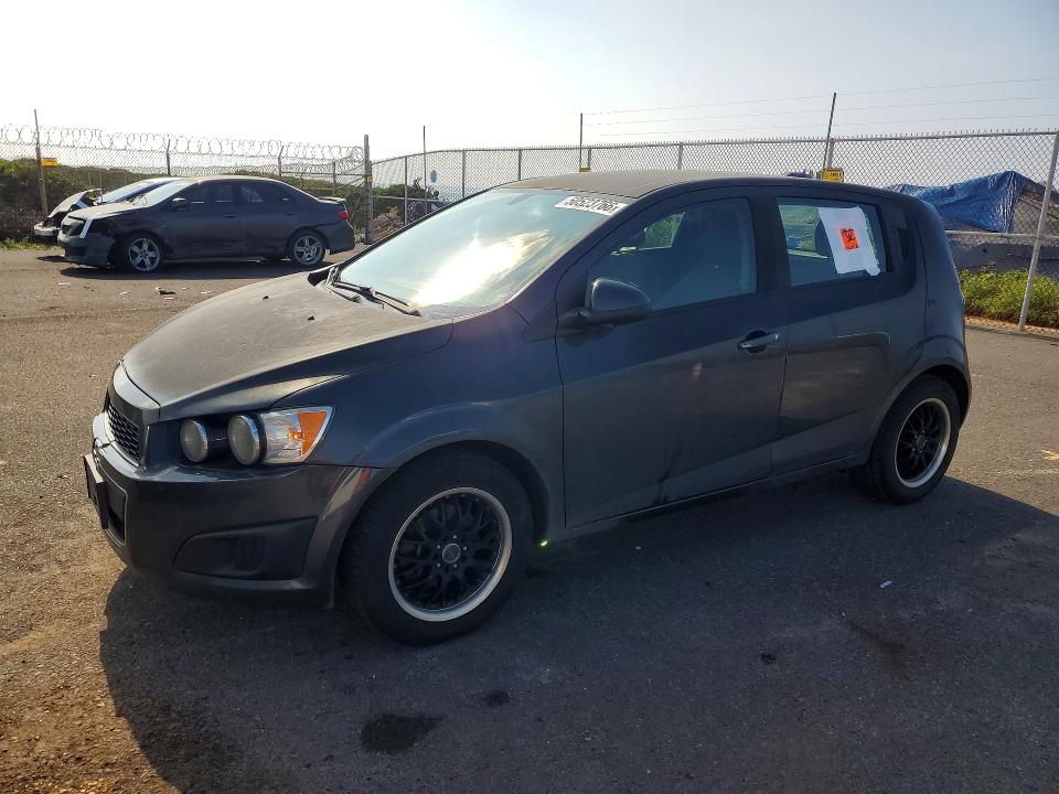 CHEVROLET SONIC 2016 con VIN 1G1JB6SH9G4122680 - Foto de la subasta
