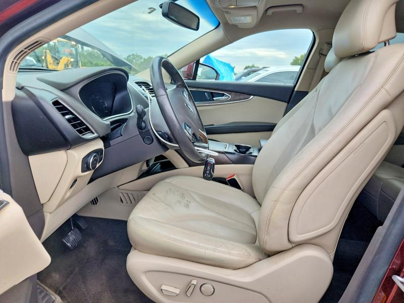 Photo 7 from auction – 2016 LINCOLN MKX with VIN 2LMTJ6KR5GBL51326