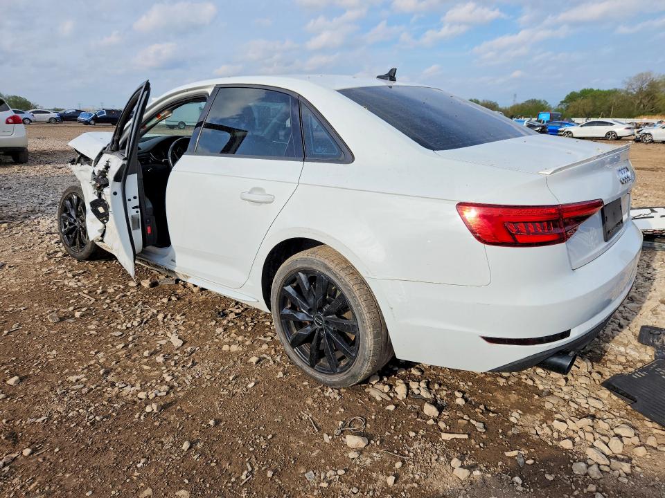 Photo 2 from auction – 2017 AUDI A4 with VIN WAUANAF4XHN023884