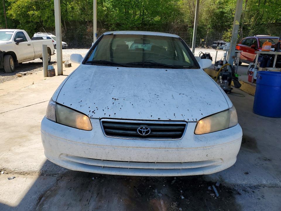 Photo 5 from auction – 2001 TOYOTA CAMRY with VIN 4T1BF22K71U964179