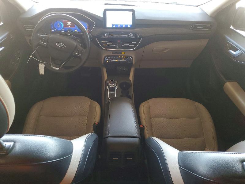 Photo 8 from auction – 2020 FORD ESCAPE with VIN 1FMCU9J95LUB15642