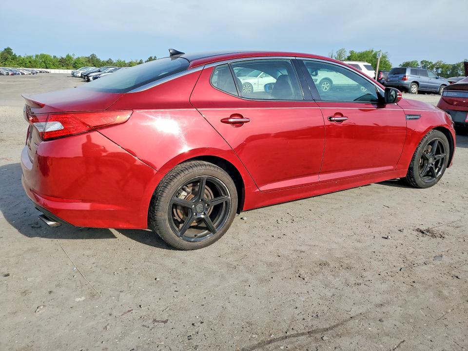 Photo 3 from auction – 2012 KIA OPTIMA with VIN 5XXGR4A68CG082397