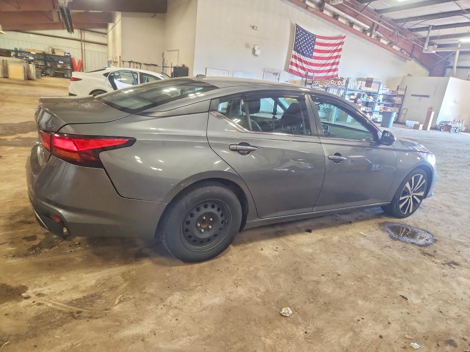 Photo 3 from auction – 2019 NISSAN ALTIMA with VIN 1N4BL4CV9KC142224