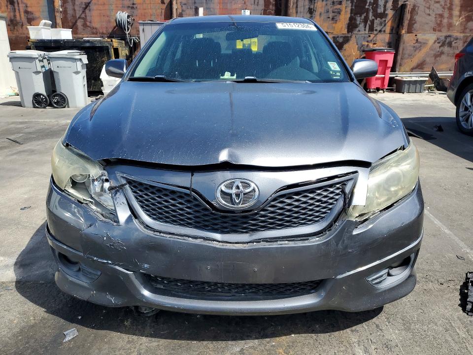 Photo 5 from auction – 2011 TOYOTA CAMRY with VIN 4T1BF3EK7BU648221