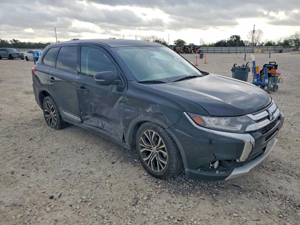 Photo 4 from auction – 2018 MITSUBISHI OUTLANDER with VIN JA4AD3A3XJZ023828