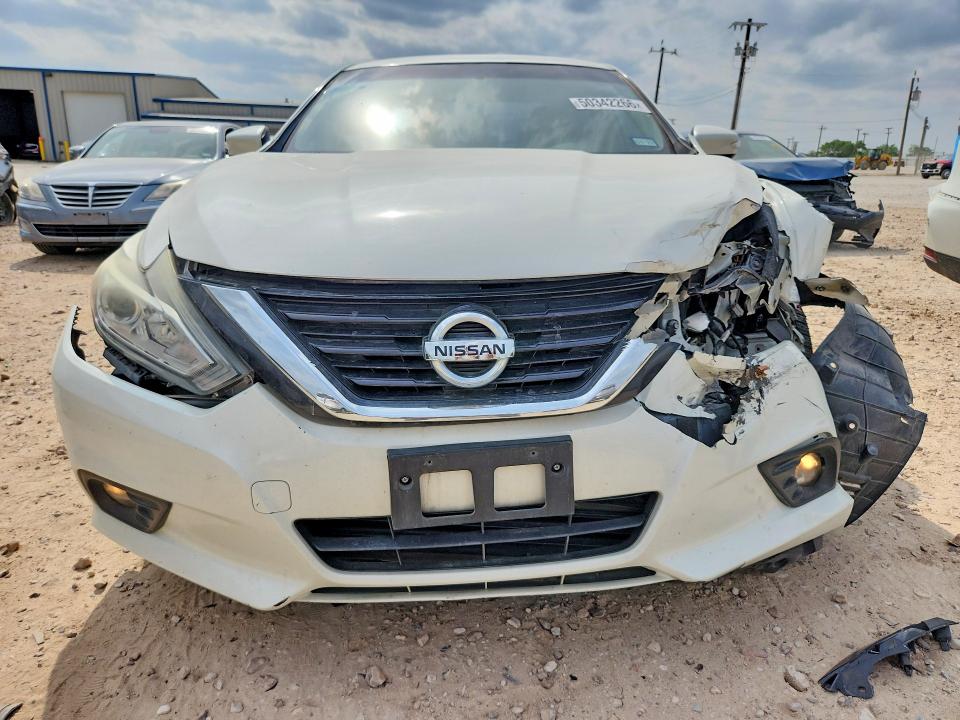 Photo 5 from auction – 2017 NISSAN ALTIMA with VIN 1N4AL3AP9HC235151