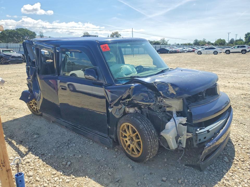 Zdjęcie 4 z aukcji – 2005 TOYOTA SCION z VIN JTLKT334050204079