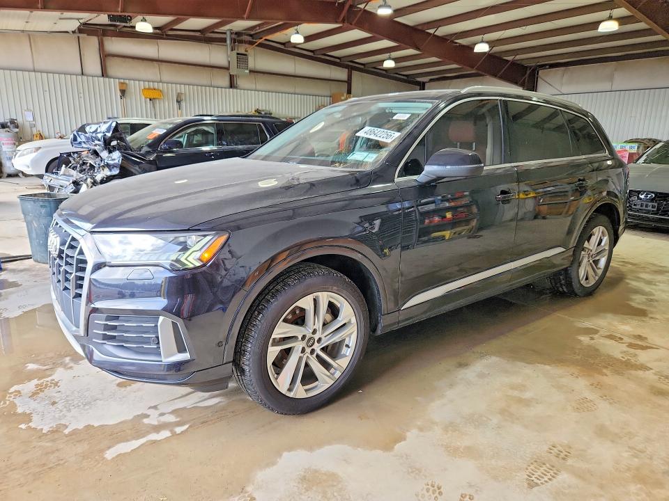 AUDI Q7 2021 with VIN WA1LJAF78MD038024 - Photo from auction