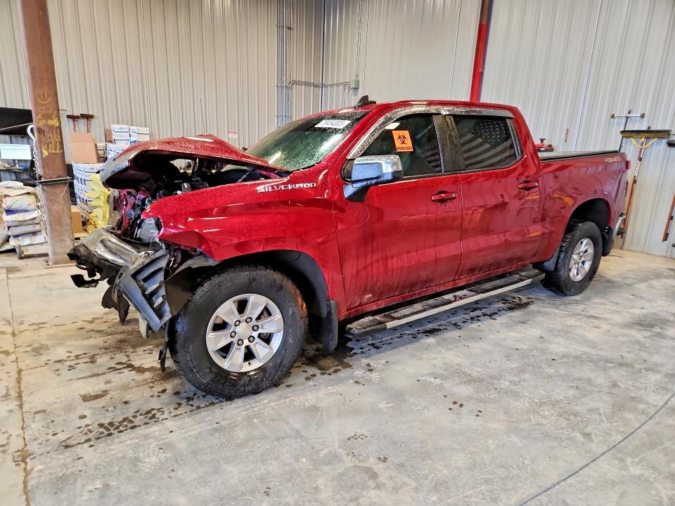CHEVROLET SILVERADO 2019 with VIN 1GCUYDED4KZ319672 - Photo from auction