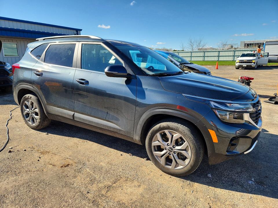 Zdjęcie 4 z aukcji – 2024 KIA SELTOS z VIN KNDEUCAA3R7523925