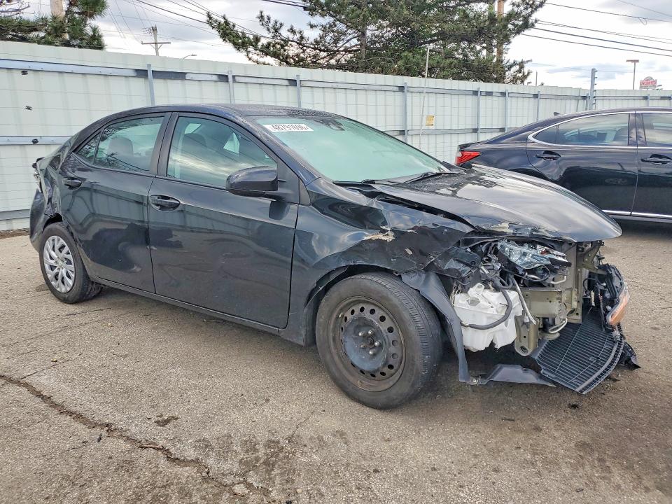 Photo 4 from auction – 2019 TOYOTA COROLLA with VIN 5YFBURHE4KP946113