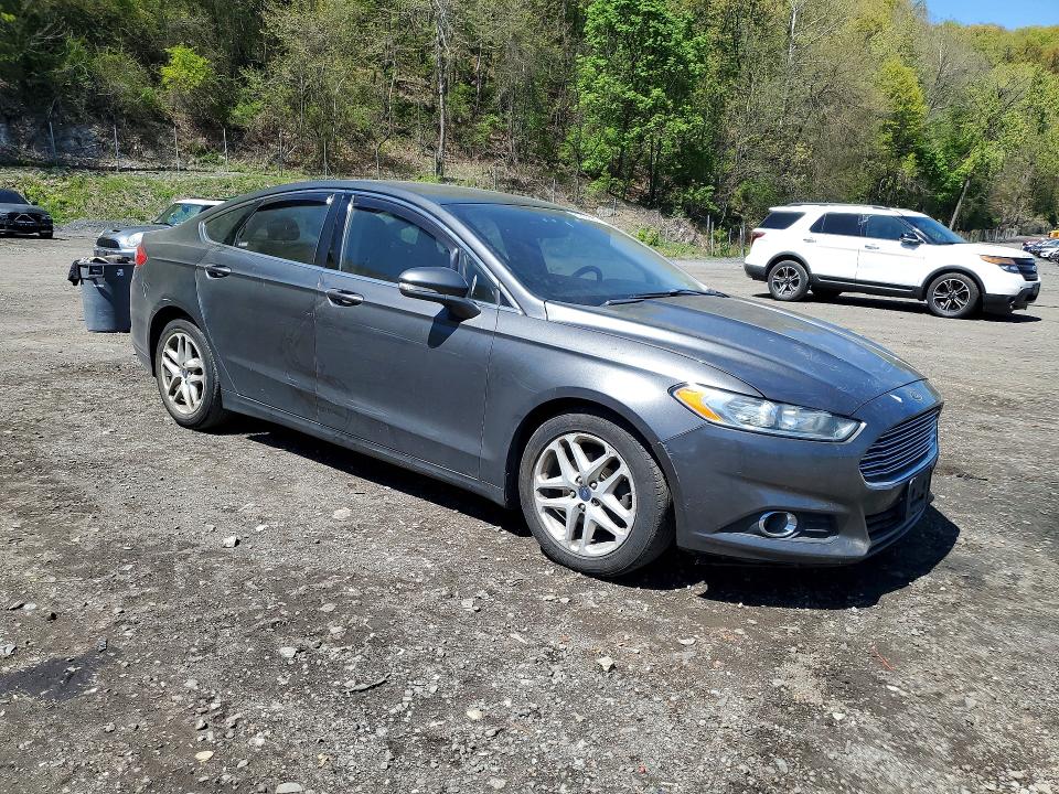 Photo 4 from auction – 2016 FORD FUSION with VIN 3FA6P0HD9GR336176