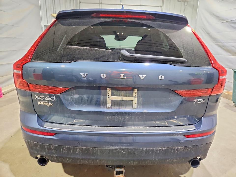 Photo 6 from auction – 2018 VOLVO XC60 with VIN YV4102RK0J1065203
