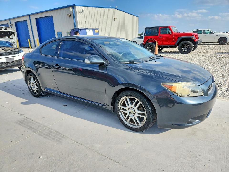 Photo 4 from auction – 2005 SCION TC with VIN JTKDE167750028939
