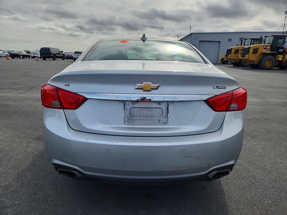 Photo 6 from auction – 2019 CHEVROLET IMPALA with VIN 1G1105S36KU141815