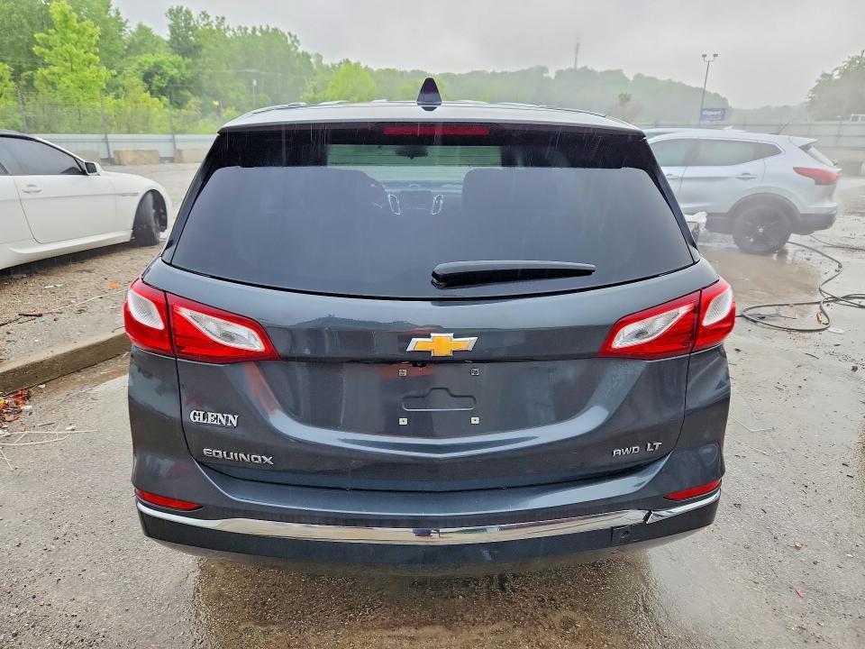 Photo 6 from auction – 2019 CHEVROLET EQUINOX with VIN 2GNAXUEV4K6165627
