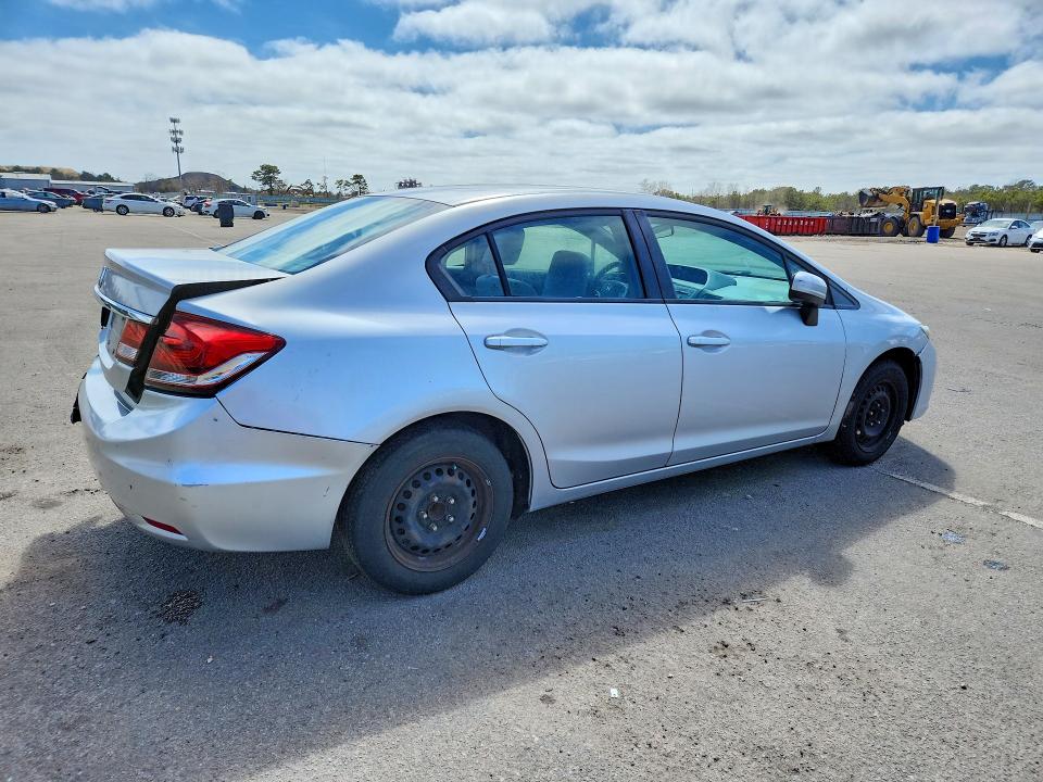 Photo 3 from auction – 2014 HONDA CIVIC with VIN 19XFB2F51EE216876