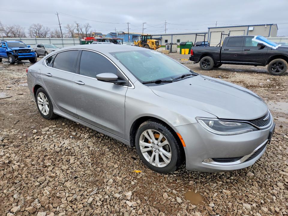 Foto 4 de la subasta – 2015 CHRYSLER 200 con VIN 1C3CCCAB9FN730821