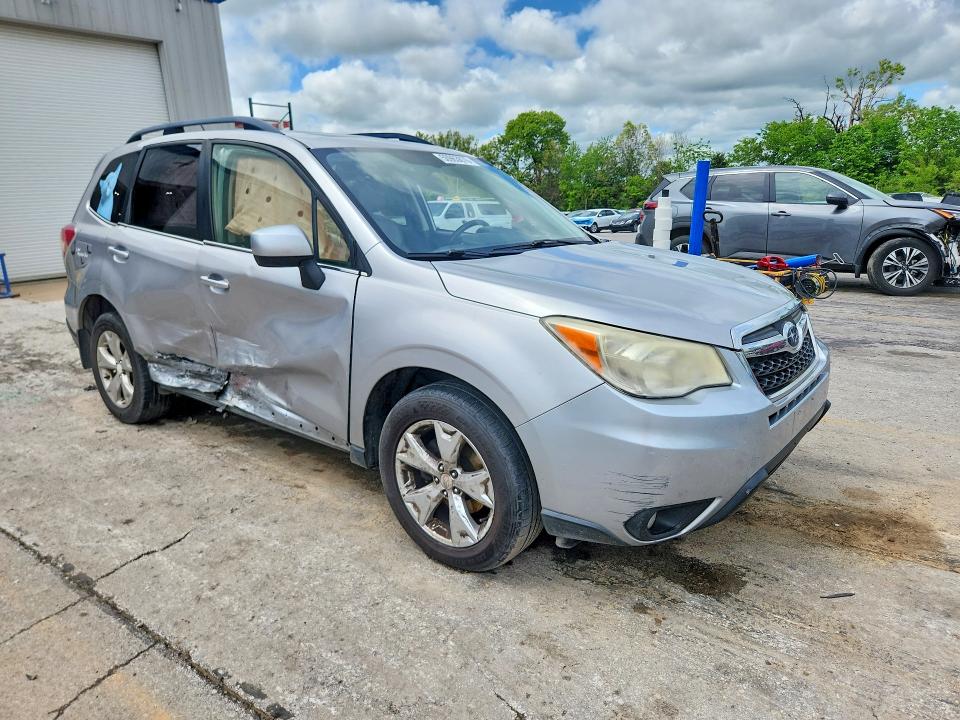 Photo 4 from auction – 2014 SUBARU FORESTER with VIN JF2SJAHC5EH406229