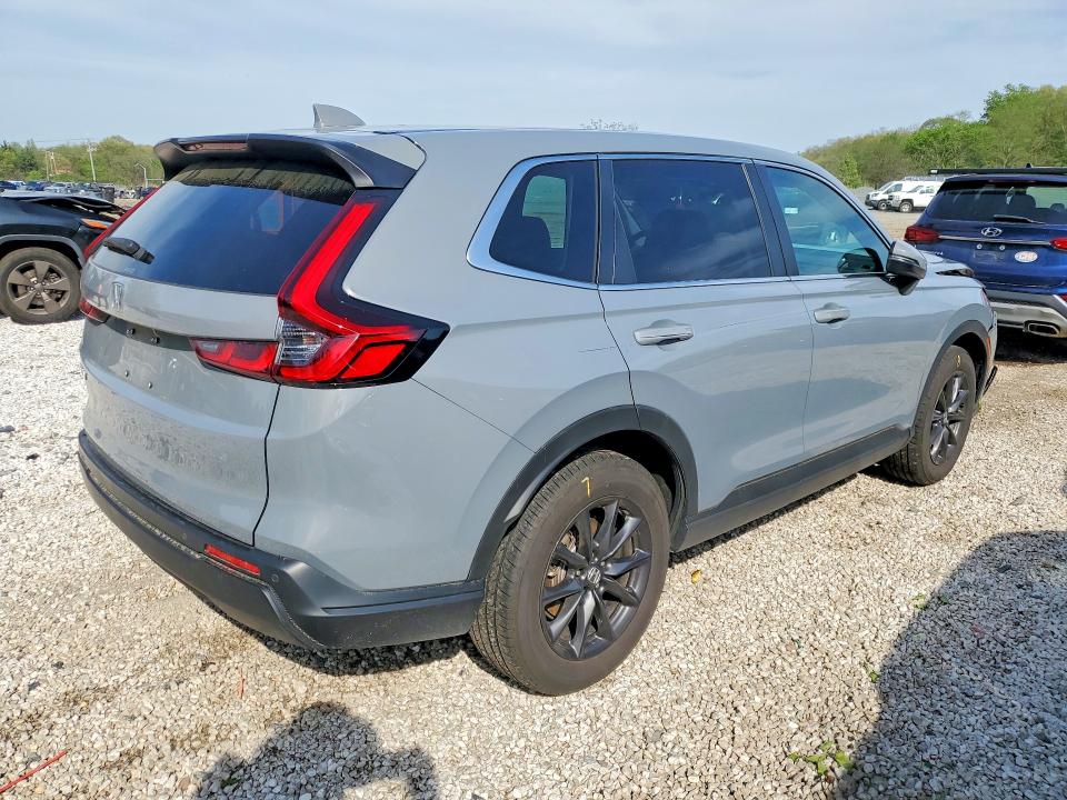 Photo 3 from auction – 2026 HONDA CR-V with VIN 2HKRS4H76TH400114