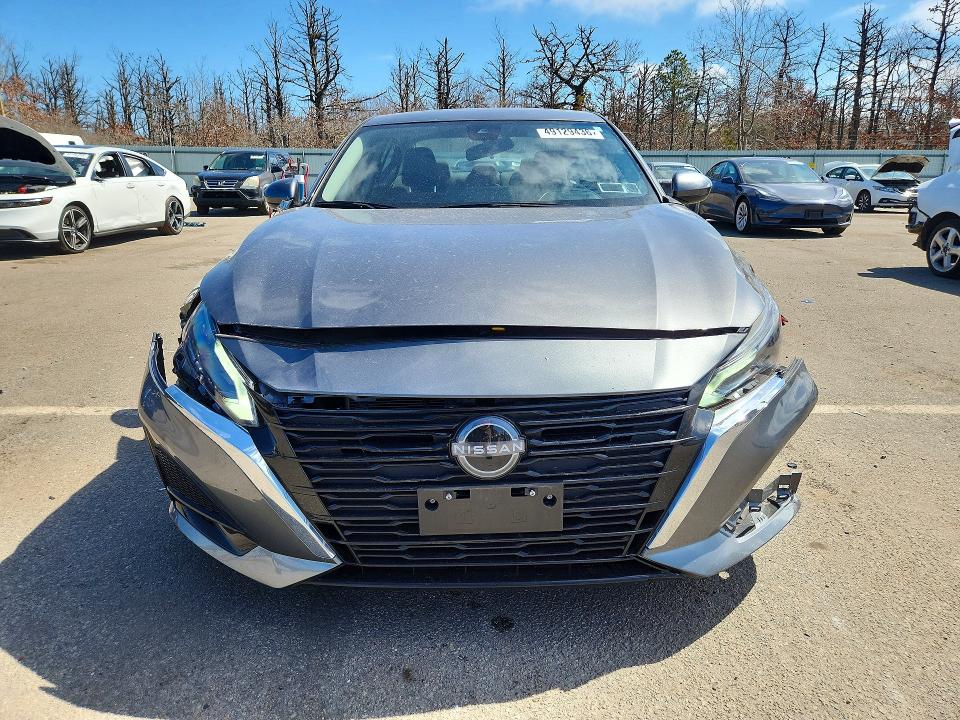 Photo 5 from auction – 2025 NISSAN ALTIMA with VIN 1N4BL4DV8SN375868