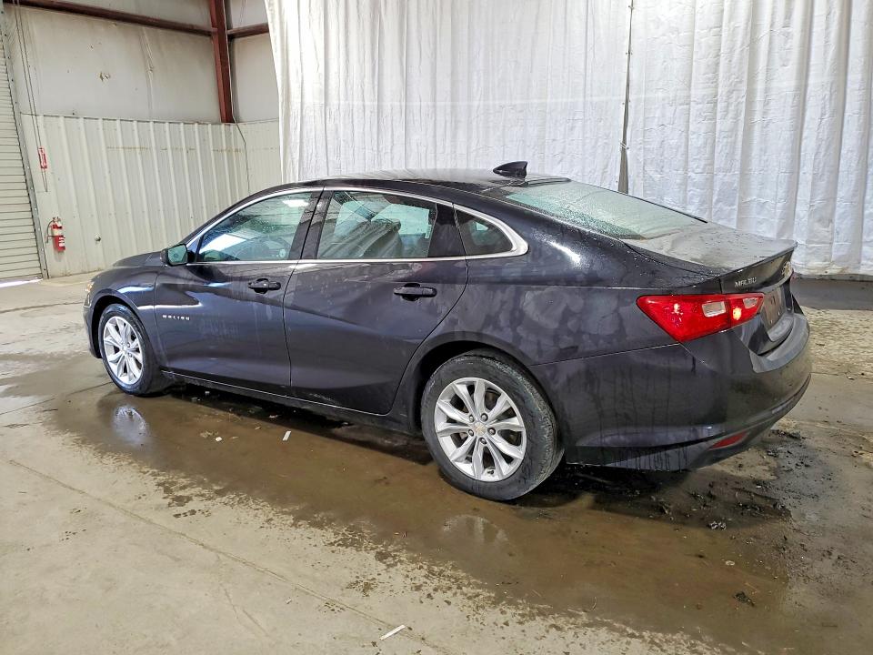 Photo 2 from auction – 2023 CHEVROLET MALIBU with VIN 1G1ZD5ST8PF231910