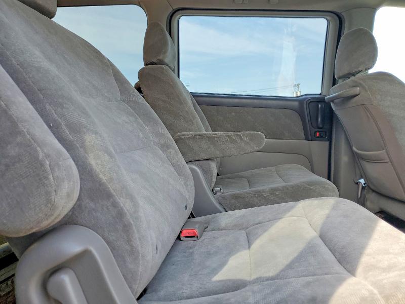 Photo 11 from auction – 2004 HONDA ODYSSEY with VIN 5FNRL18824B112935