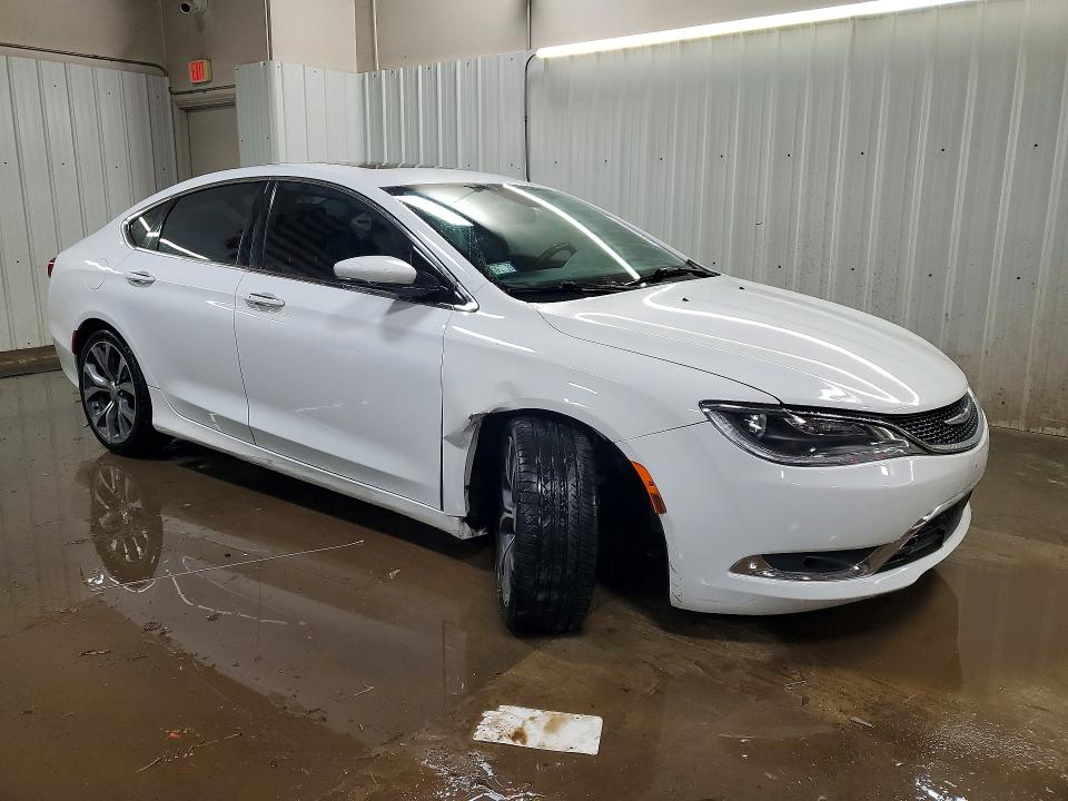 Photo 4 from auction – 2015 CHRYSLER 200 with VIN 1C3CCCEG2FN540087