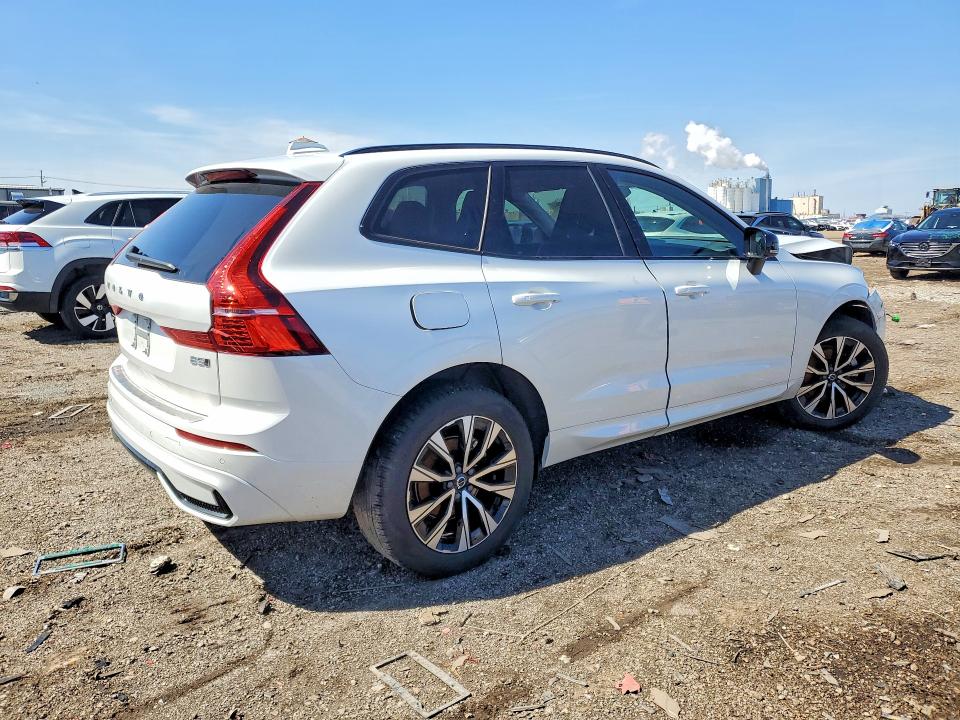 Photo 3 from auction – 2024 VOLVO XC60 with VIN YV4L12RK0R1822232